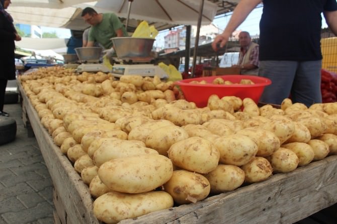 Patates Fiyatları Vatandaşı Sevindirdi