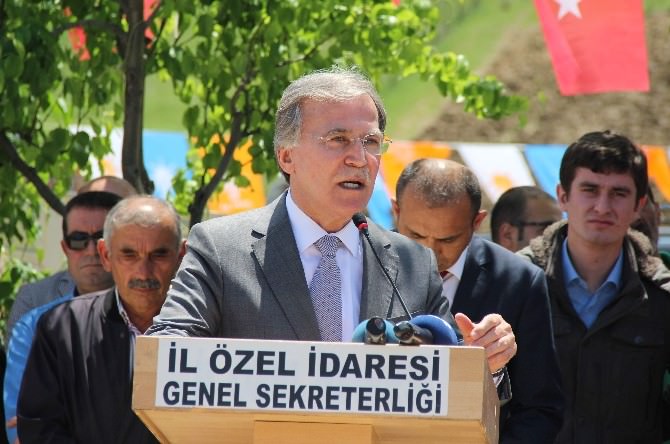 Mehmet Ali Şahin Ovacık’ta Temel Atarak Açılış Yaptı