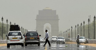 Hindistan’da aşırı sıcaklardan ölenlerin sayısı artıyor