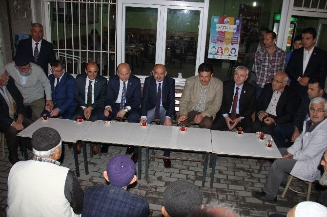 Mehmet Müezzinoğlu’ndan Miting Gibi Seçim Bürosu Açılışı