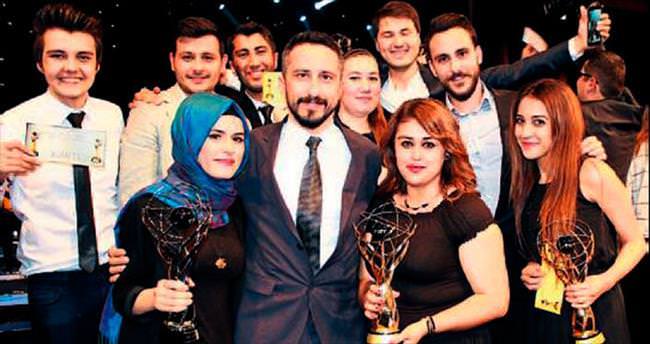MEÜ’nün iletişimcileri TRT’den ödüllerini aldı