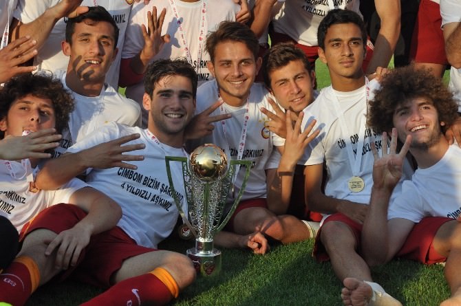 U21 Süper Kupa Şampiyonu Galatasaray