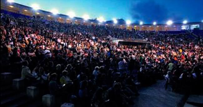 4 bin 500 seyirci ile ’İstanbul Efendisi’