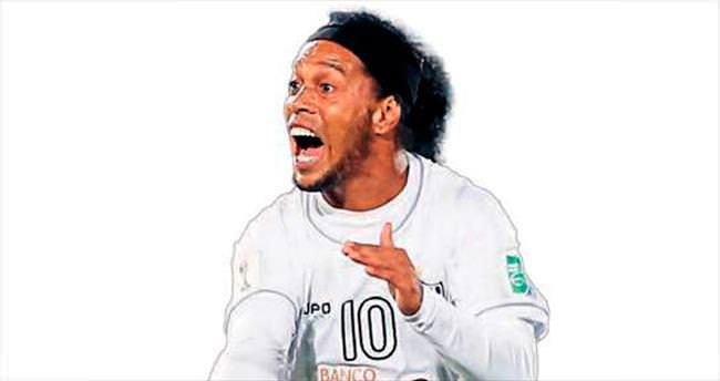Ronaldinho işi arapsaçı