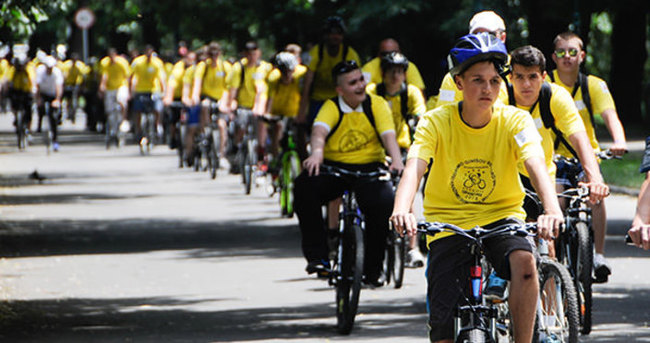Saraybosna’da ’Bisikletli’ Guinness rekorunu kırdılar
