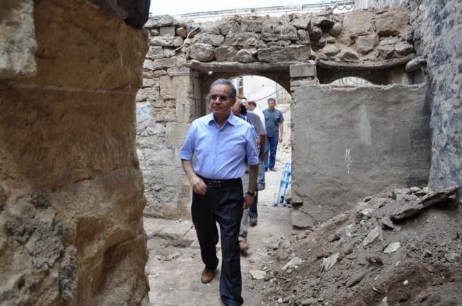 Vali Tapsız, Köylerde İncelemelerde Bulundu