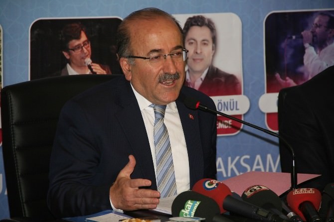 Trabzon Büyükşehir Belediye Başkanı Gümrükçüoğlu Basın Toplantısı Düzenledi