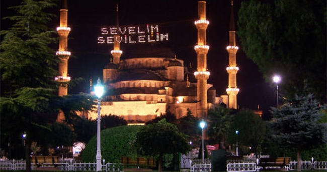 2015 İstanbul için İmsakiye – sahur ve iftar kaçta?