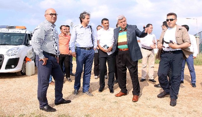 Başkan Karaosmanoğlu, Deniz Temizleme Aracını İnceledi