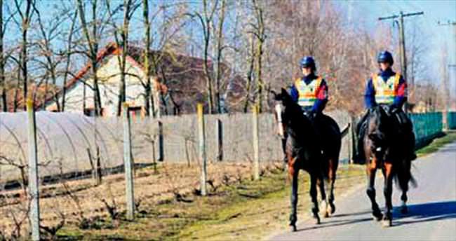 Macaristan’dan utanç duvarı