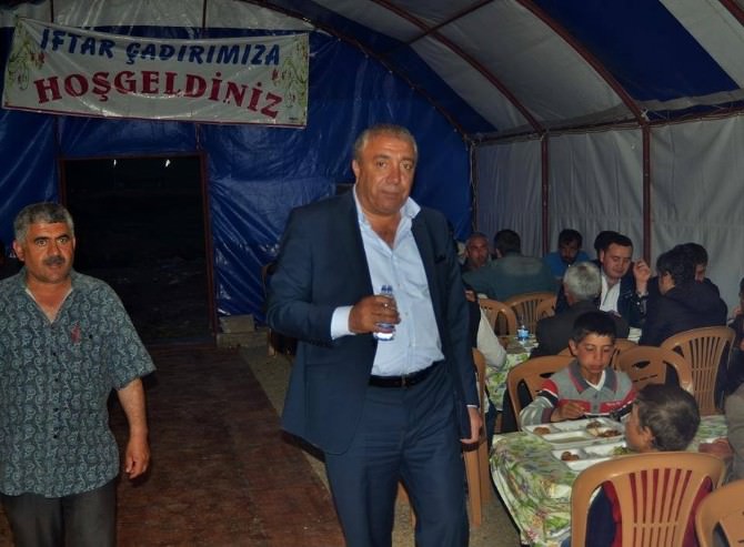 Çat Belediye Başkanı Kılıç, İftar Çadırı Geleneğini Bu Yıl Da Sürdürdü