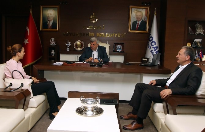 Başkan Karaomsanoğlu, Ardahan Hanak Belediye Başkanını Ağırladı