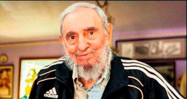 Castro yine objektifler karşısında