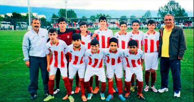 U-13 Türkiye şampiyonluğu yolunda
