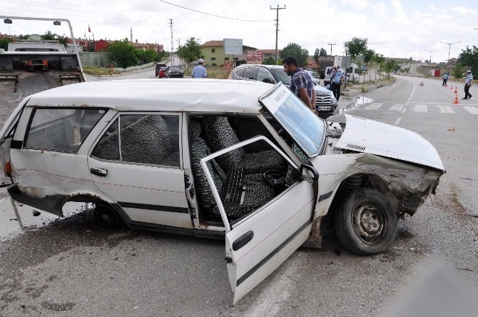 Sorgun’da Trafik Kazası: Beş Yaralı