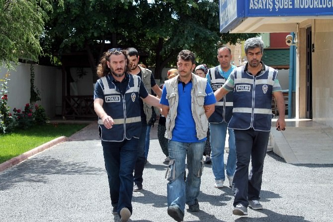 Konya’da Şantajcı Ve Gaspçı Karı Kocalar Tutuklandı