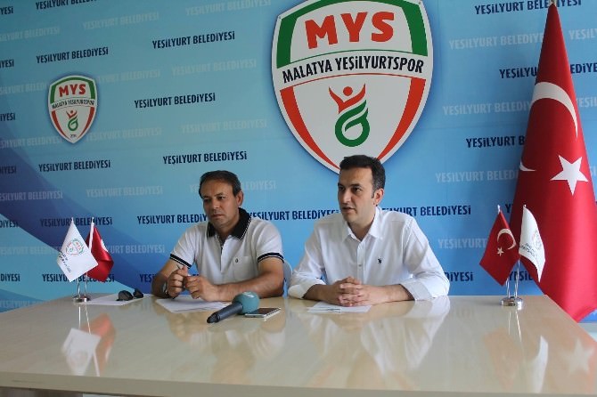 Yeşilyurtspor’da Taşar İle Resmi Sözleşme İmzalandı