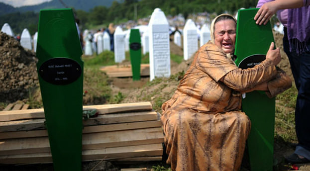 Srebrenitsa mağdurlarına tazminat