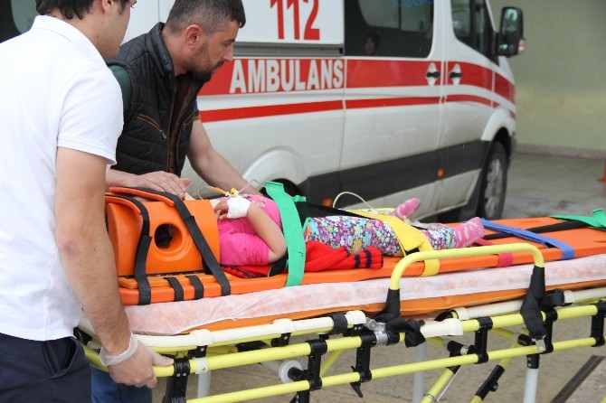 Pencereden Balkona Düşen Çocuk Yaralandı