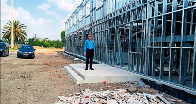 Adana’da okul inşaatları sürüyor