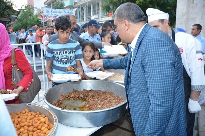 Başkan Gürkan, İftar Çadırını Ziyaret Etti
