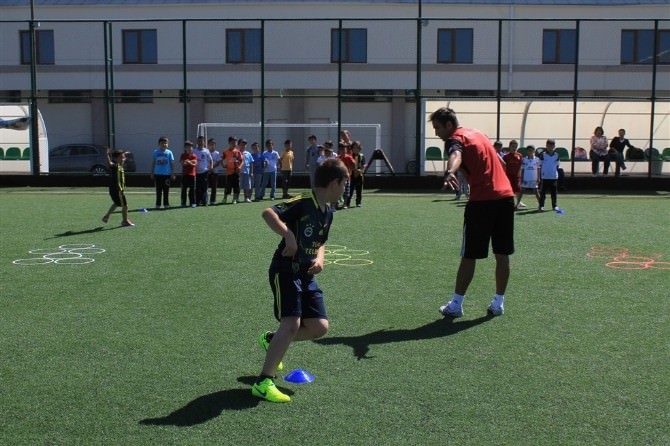 Karaman’da Yaz Futbol Okulu Çalışmaları Başladı
