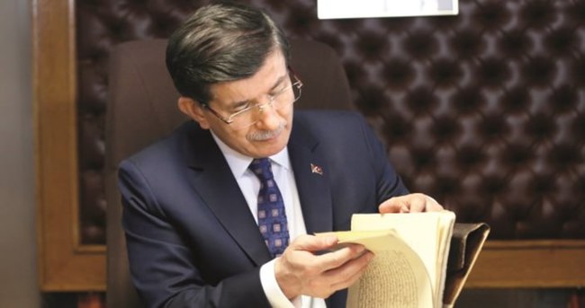 Davutoğlu’ndan koalisyona iki yıl şartı