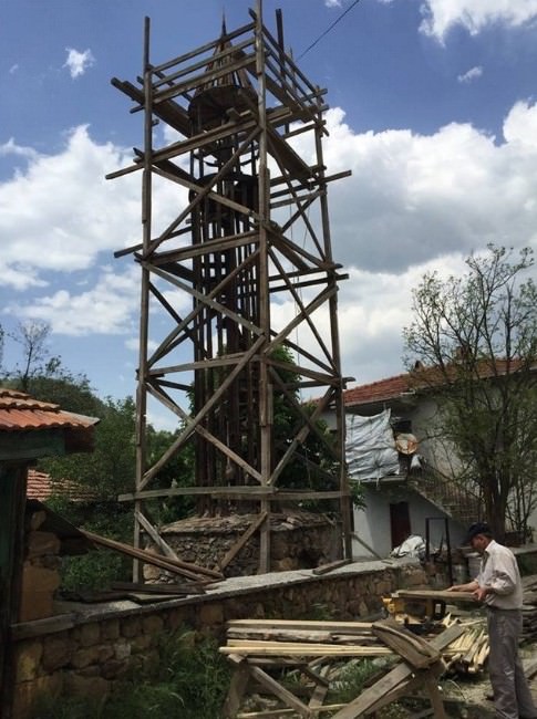 Tarihi Tahta Minare Yıkılmaktan Kurtuluyor