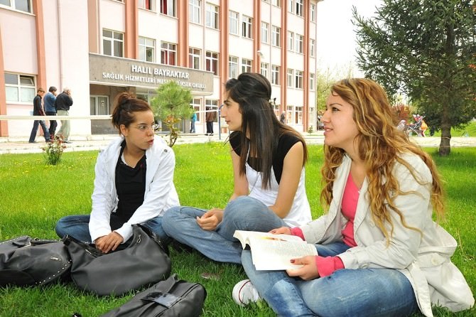 Erciyes Üniversitesi’nden Başarıya Tam Destek
