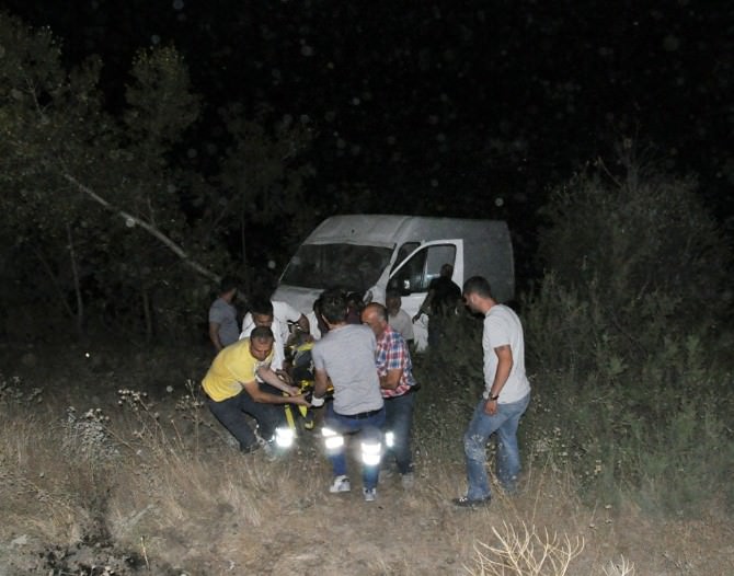 Tunceli’de Trafik Kazası: 2 Yaralı