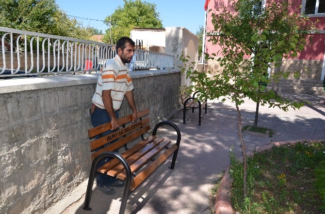Bünyan Belediyesi Camileri Bayrama Hazırlıyor