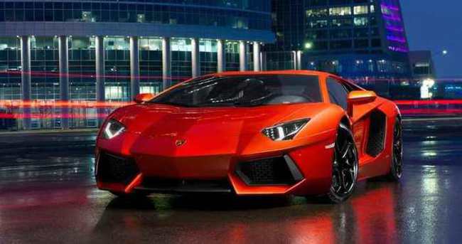 Lamborghini’den dünyada bir ilk