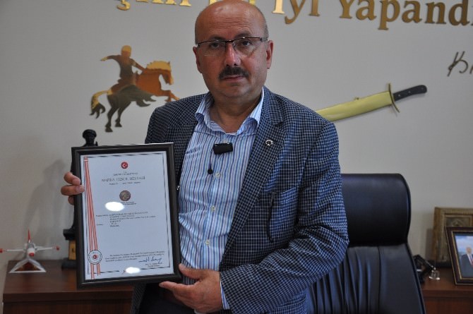Sarıveliler Belediyesi, Karacaoğlan İsminin Patentini Aldı