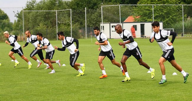 Beşiktaş yeni sezon hazırlıklarını sürdürüyor