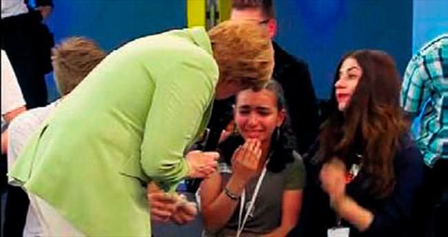 Merkel’in katı sözleri Filistinli kızı ağlattı