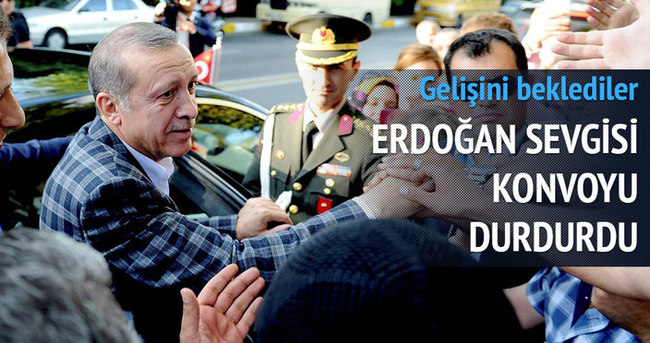 Erdoğan sevgisi konvoyu durdurttu