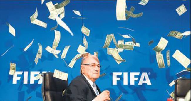 Blatter’e $’lı protesto