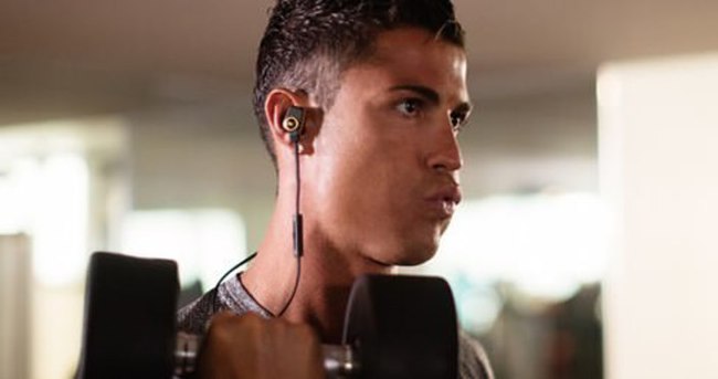 Ronaldo, Beats’e rakip oldu