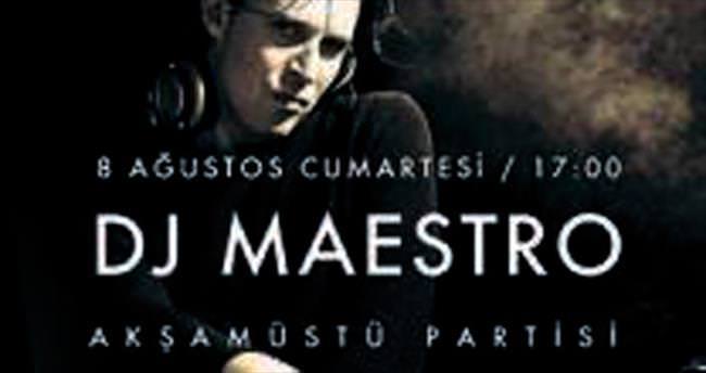 DJ Maestro set başında