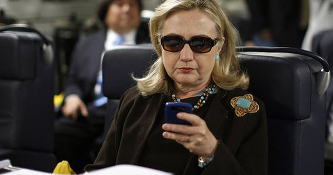 Clinton’ın e-postaları korunacak