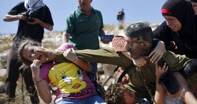 İsrail askerinden Filistinli çocuğa şiddet