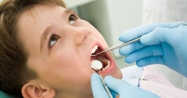 Çocuklarda diş çürümesini hafife almayın
