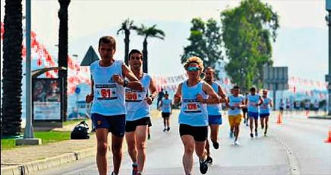 İzmir’de bu pazar maraton trafiği var