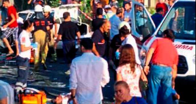 Urla’da trafik kazası: 1 ölü, 10 yaralı var