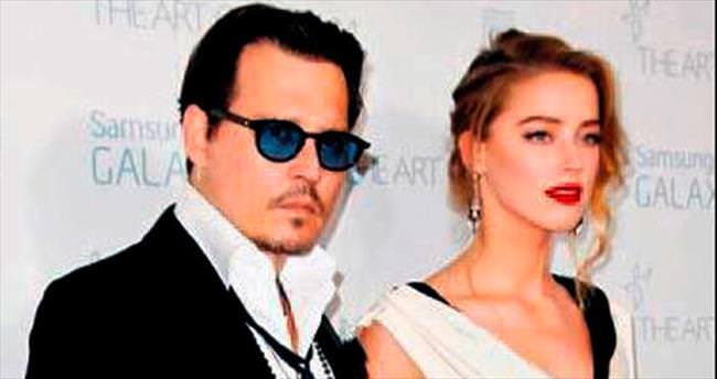 Depp: Karımın soyadını alabilirim