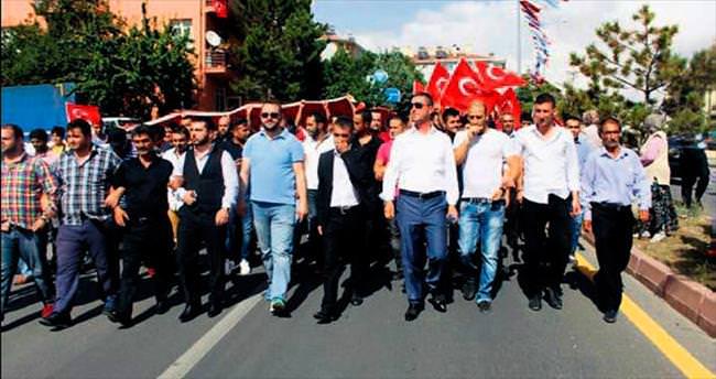 Türk ve Kürt birlikte yürüdü