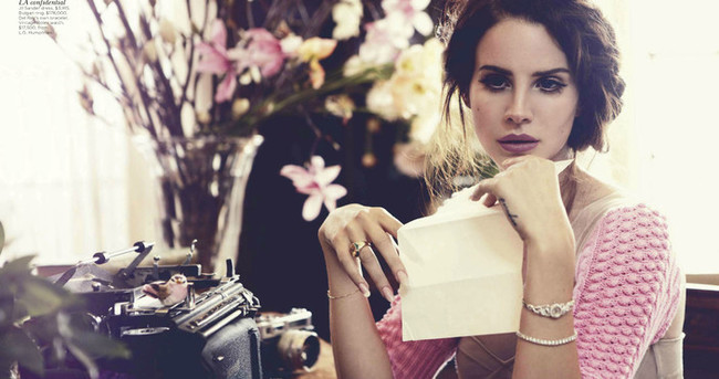 Lana Del Rey‘in yeni albümü internete sızdırıldı