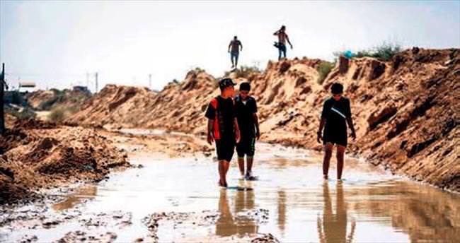 Mısır Gazze’deki tünelleri deniz suyuyla yıktı
