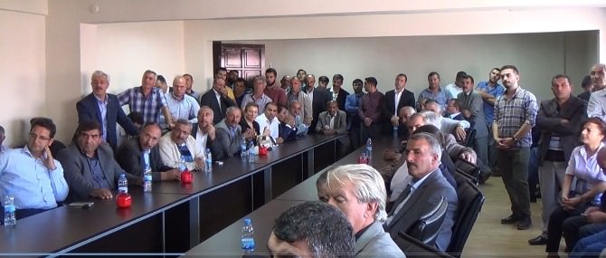Kars AK Parti Milletvekili Adayları Partililerle Buluştu