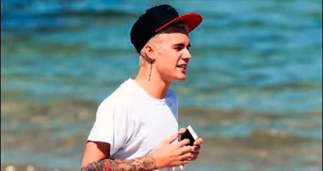 Justin plaj koşusunda